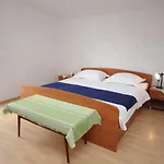 Apartment By The Sea Kraj, Pasman - 333 *