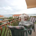 Apartment By The Sea Kraj, Pasman - 333 Tkon