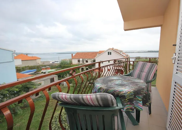 Apartman By The Sea Kraj, Pasman - 333 Tkon